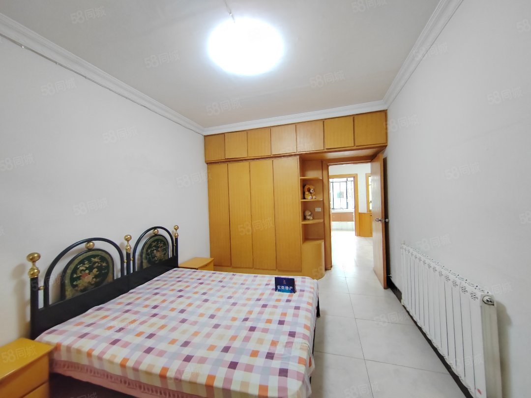 张湾区政府家属楼4室2厅1卫76㎡南北39.8万