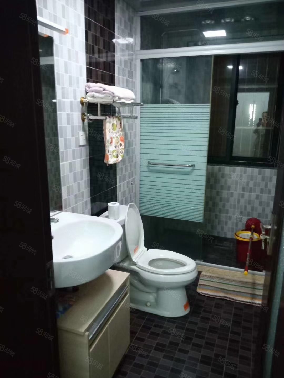 蝴蝶湾云蝶苑3室2厅2卫122.7㎡南北70万