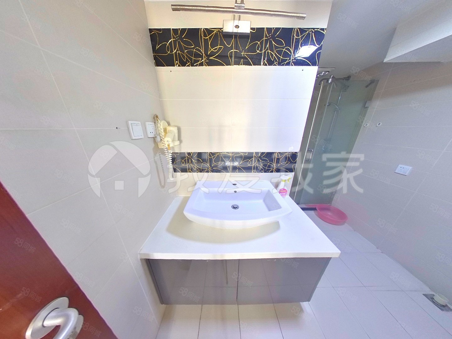 恩濟(jì)莊緣4室3廳2衛(wèi)213.2㎡西南1058萬