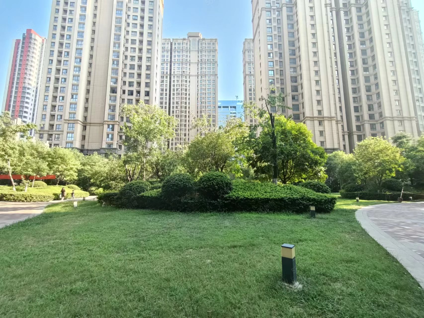 交通便利 近地铁 精装可拎包入住 中间好楼层,白桦林溪-西安58同城