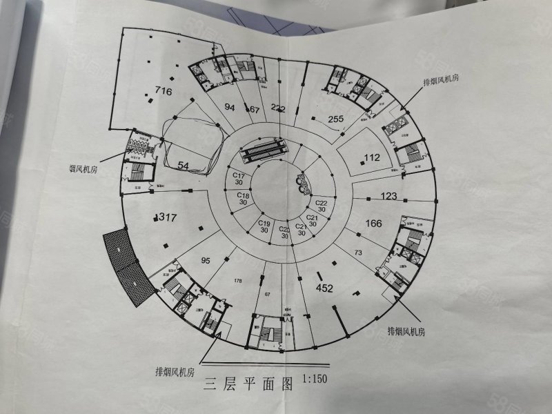 傲城大厦3室3厅2卫205㎡南北310万