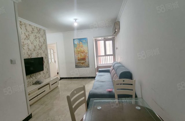 房源真实图片 温馨2室 带车位 电梯中间楼层 水岸花语