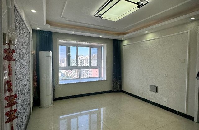 兴华路~中央公馆~电梯房~四室~边户~带车位 ~公安局团购房