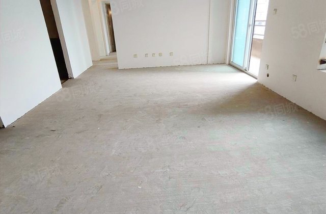 绿地悦蓉公馆4室2厅123.61㎡149.8万二手房图片