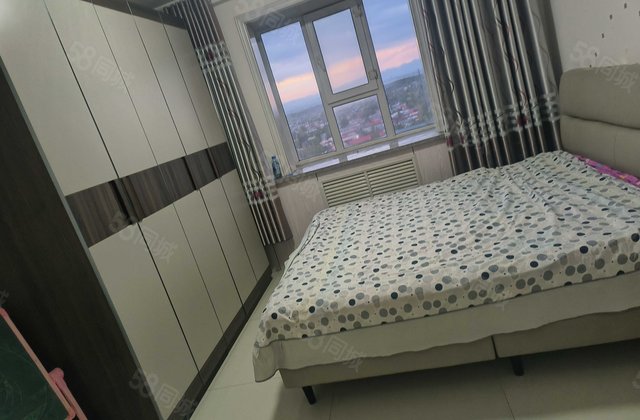 花溪家园3室2厅126.9㎡47万二手房图片