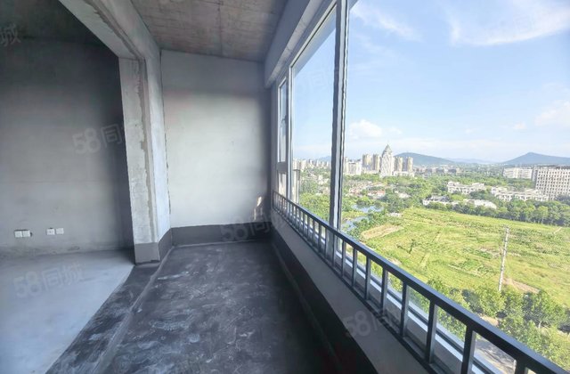 新华府山源筑3室2厅129㎡100万二手房图片