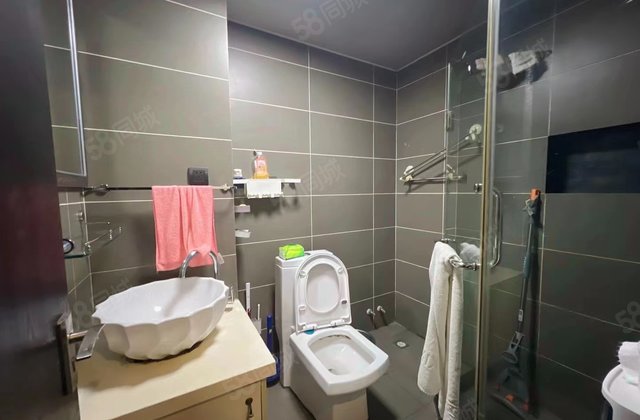 浦东明珠4室2厅160.44㎡95万二手房图片