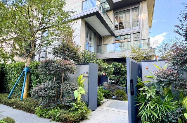 华润置地静安府4室2厅128.25㎡240万二手房图片