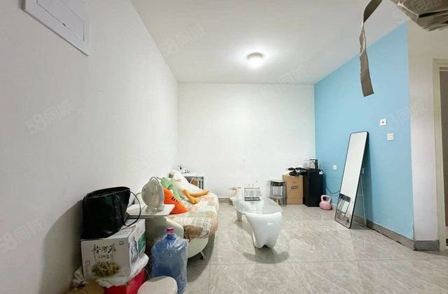 裕昌莲湖新城 60平方 仅39万 可隔2居室 免大税 高档