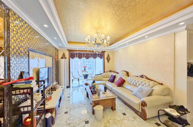 天邑宏御花园御苑3室2厅121.88㎡95万二手房图片