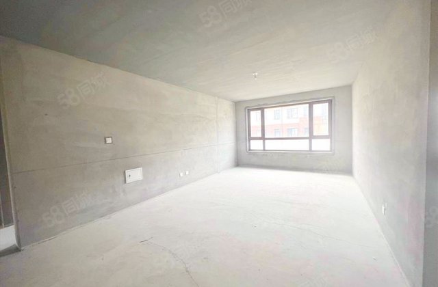 亚泰山语湖3室2厅138.78㎡122万二手房图片