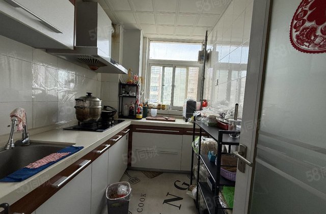 老文轩外国语！精装三室小洋房！水木清华！龙湾小区！山水文园！