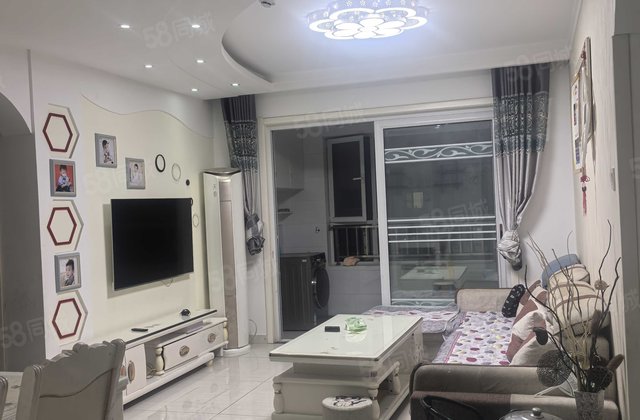 一口价85万，星美城市广场三居房东直卖，送储藏室