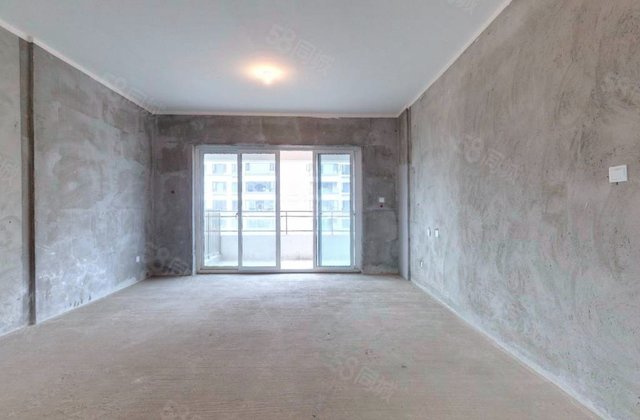 枫丹西悦三期4室2厅161.81㎡145万二手房图片