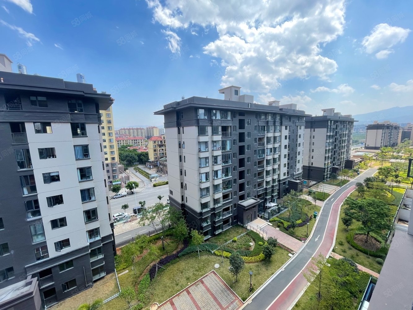 南湖花园4室2厅2卫139㎡南北82万