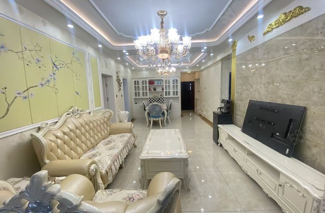 王宅 星光珺园 附近 昌润莲城 三叶草 户型 带储 莲湖新城