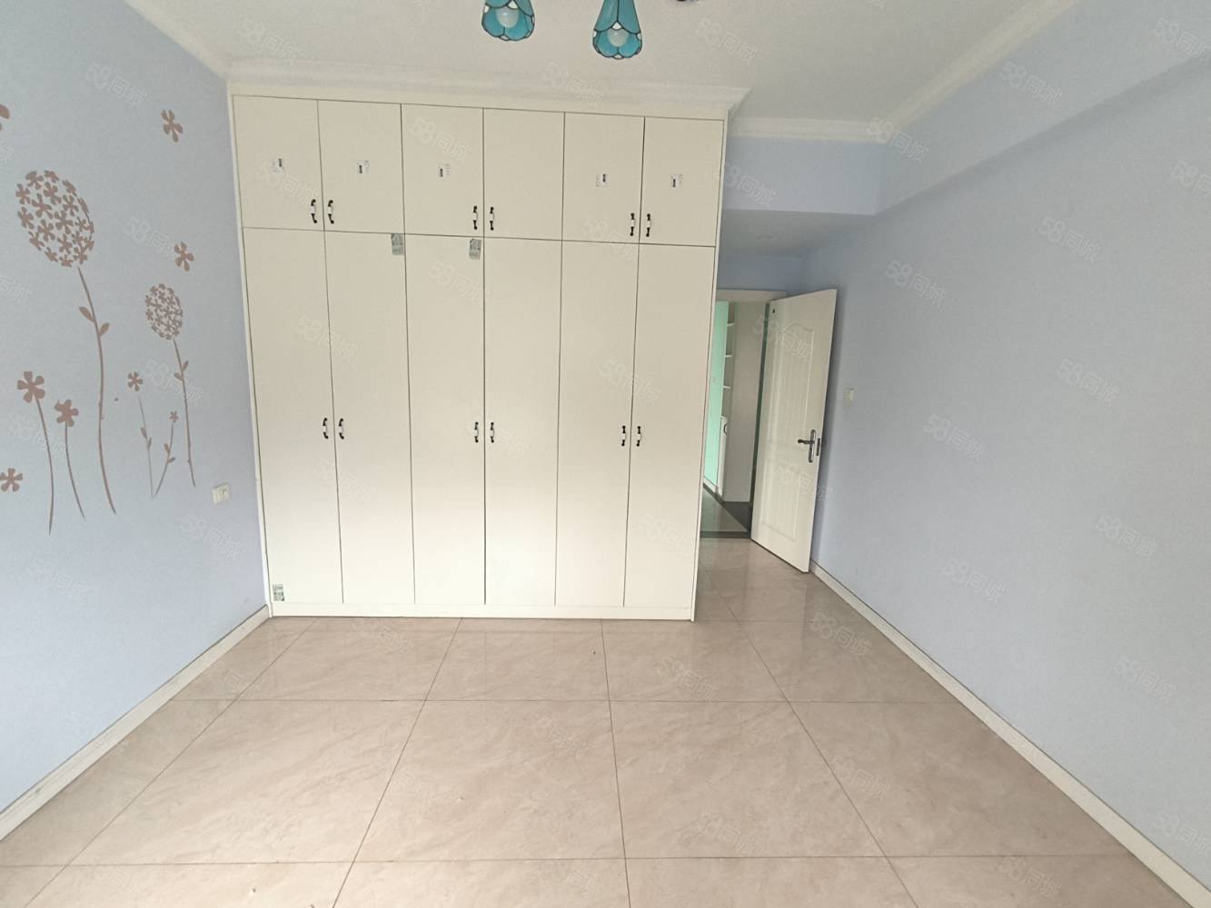 天麟汇景园3室2厅2卫112㎡南北99万