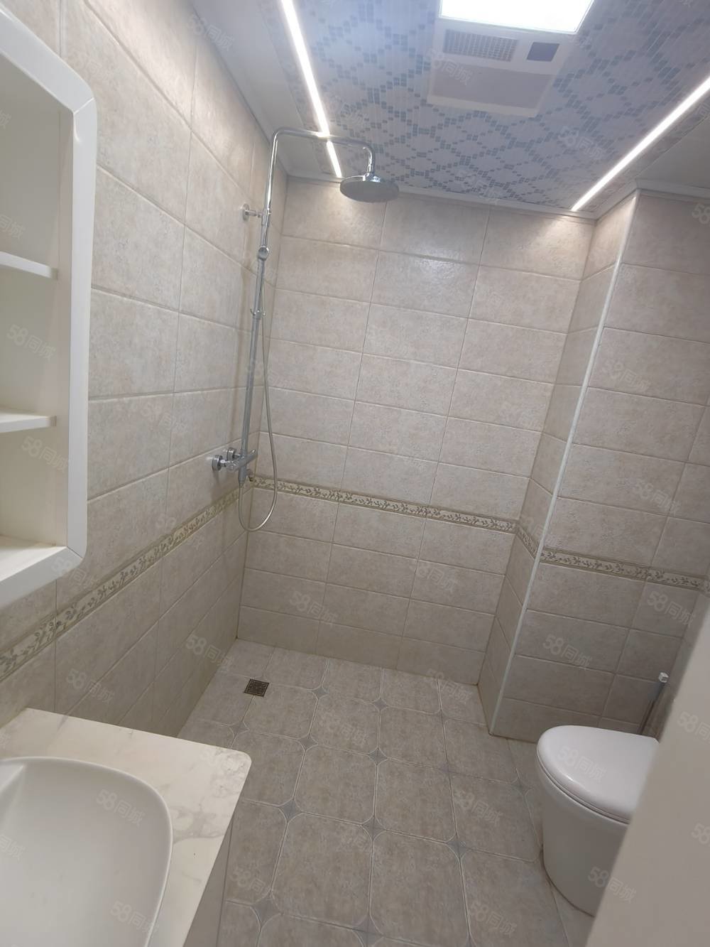 锦江丽都2室1厅1卫87㎡南北56.8万