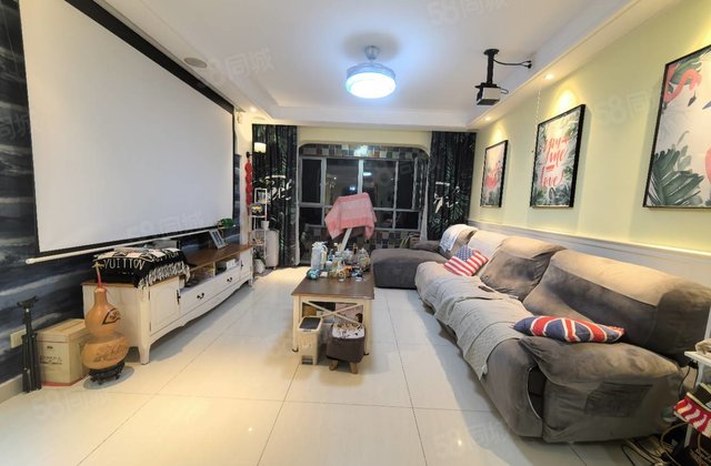 新一中附近 单价七千 精装修 三叶草双阳台 双卫 送车位储