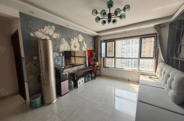 急售 阿卡六期 精装修三室 送储藏室 电梯好楼层