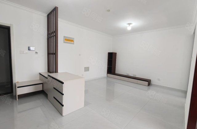 三中！市医院！新房子泰和花园！温馨两室！