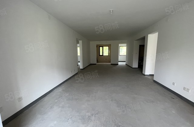 急售，开发区和园大平层电梯洋房带双车位储藏室新房未住急售