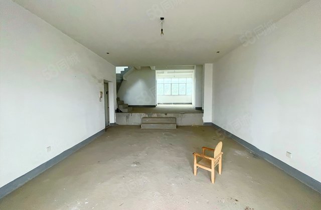 静园山庄4室2厅197.72㎡80万二手房图片