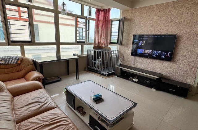 兴山现代城2室1厅83.55㎡13.5万二手房图片