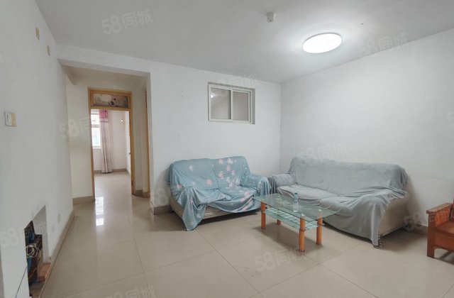 急售！紧邻汽车总站！六  万入住！中间楼层！送储！随时看房！