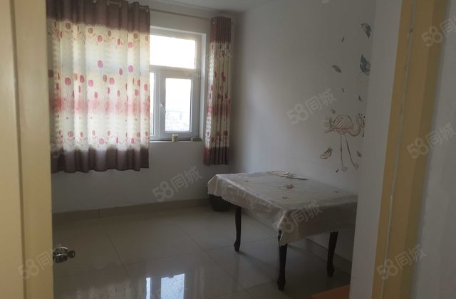 豆营颐景园G区(22-25号楼)3室1厅1卫