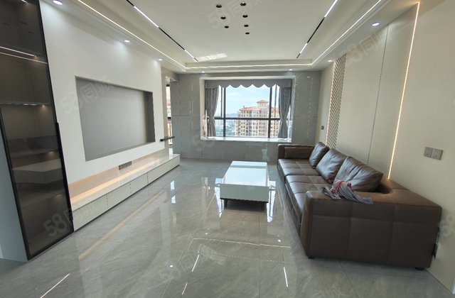 汇丰御园3室2厅133.1㎡63万二手房图片