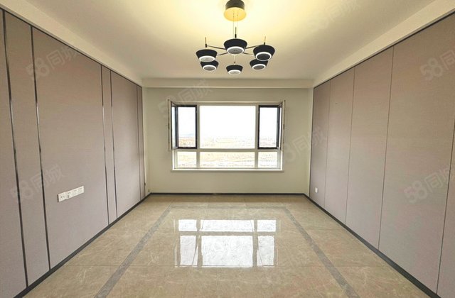 亚泰山语湖3室2厅120.55㎡78万二手房图片