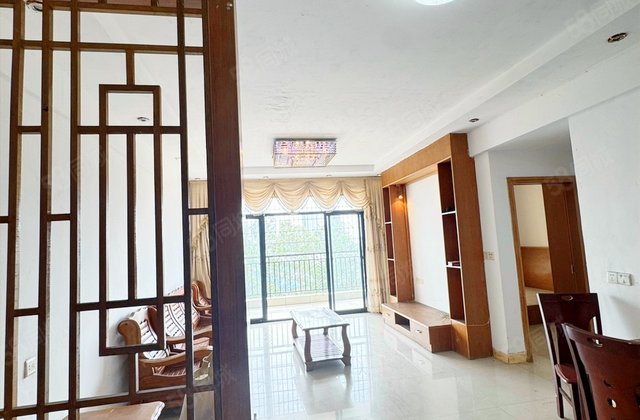 锦溢华庭3室2厅93.34㎡31.3万二手房图片