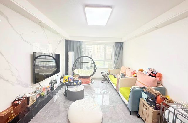 万龙国际城三期2室2厅88㎡45万二手房图片