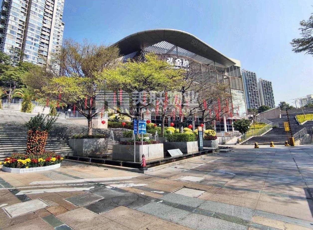 金地香蜜山3室2厅2卫131.56㎡南1500万