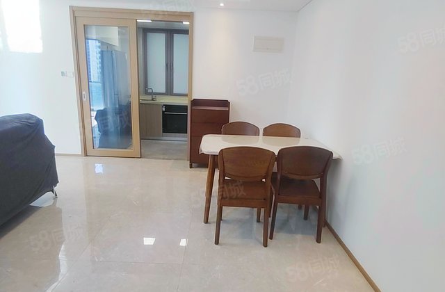 湾区金融城4室2厅118.43㎡240万二手房图片