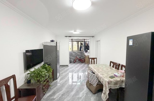 住总旗胜家园(西区)3室1厅90.62㎡380万二手房图片