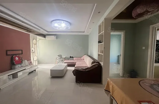 站前街 西湖馨苑 正规商品房 南北通透 楼层好 环境好带储藏