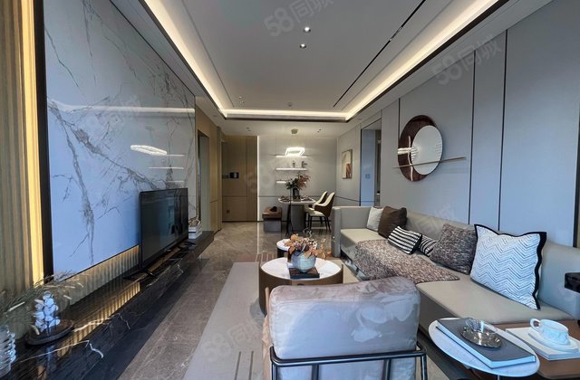 御龙天地3室1厅103㎡638万二手房图片