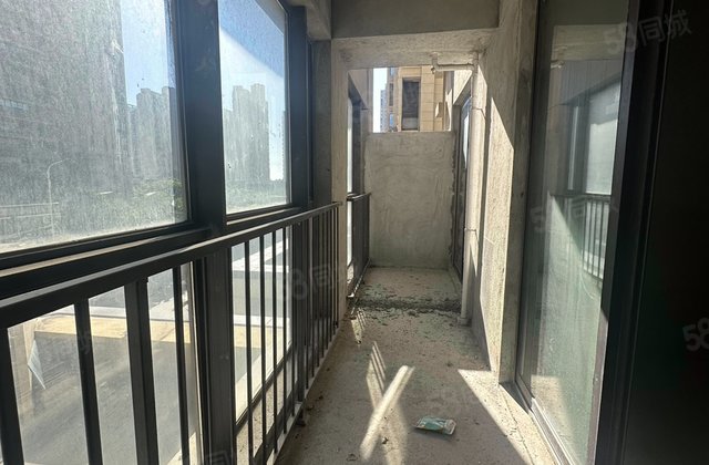 正荣悦湖湾3室2厅120.74㎡132万二手房图片
