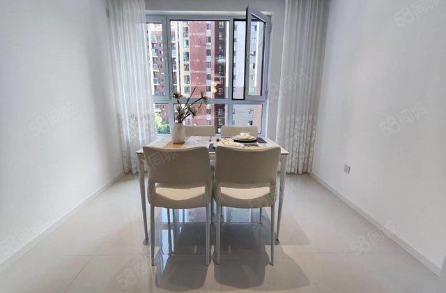 王者之湖公馆2室2厅74㎡33.8万二手房图片