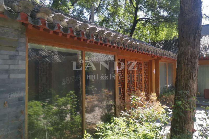 光明胡同小區(qū)1室1廳0衛(wèi)596㎡南15000萬