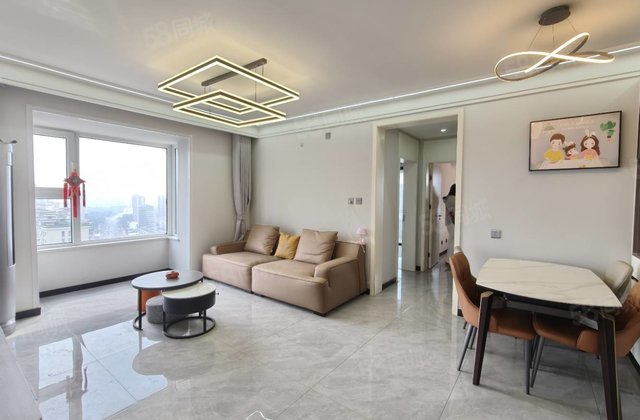 老文轩实验外国语 东关国际三室两厅 精装修东边户  随时看房