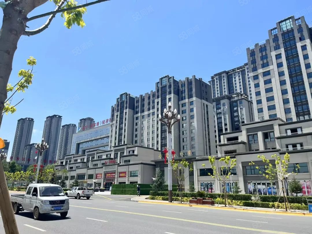 安泰悦水湾2室2厅1卫98㎡东75万