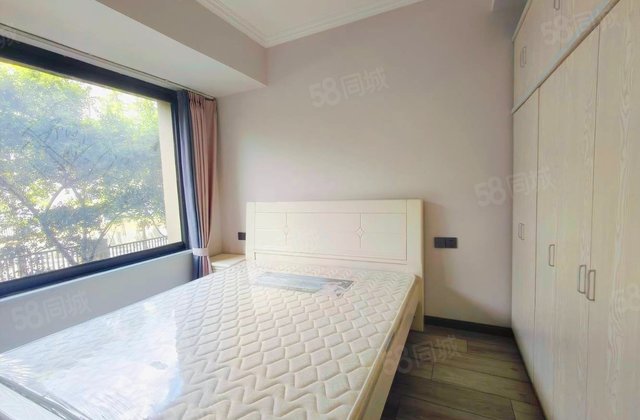 华宇两江御临府(一期)4室2厅130.7㎡98万二手房图片