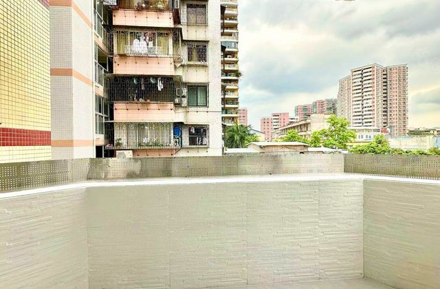 荔湾路小区3室2厅70㎡220万二手房图片