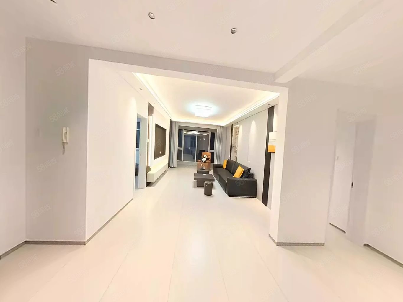 和谐佳园3室2厅2卫147㎡南北98万