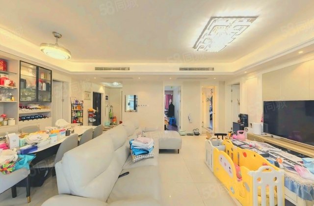 蓝光雍锦丽府4室2厅150.7㎡450万二手房图片