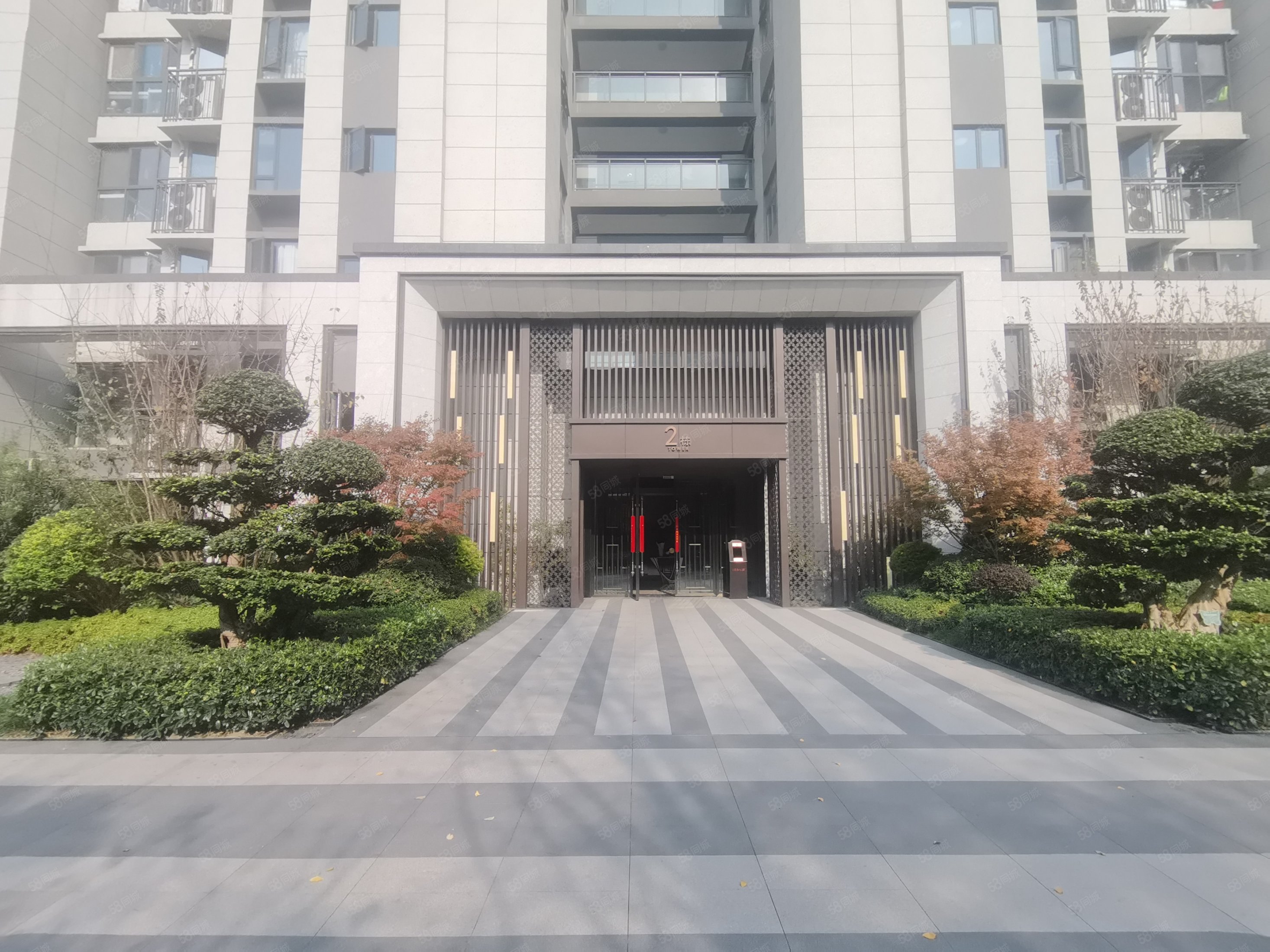【10图】青羊区天府广场,远洋万和公馆套四双卫,双阳台,万和悦庭-成都