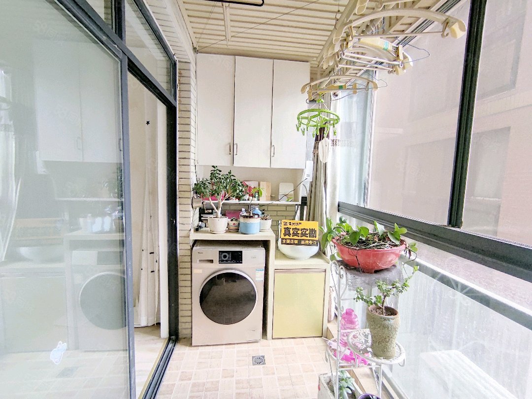 凤凰香郡2室2厅1卫86㎡南北45万